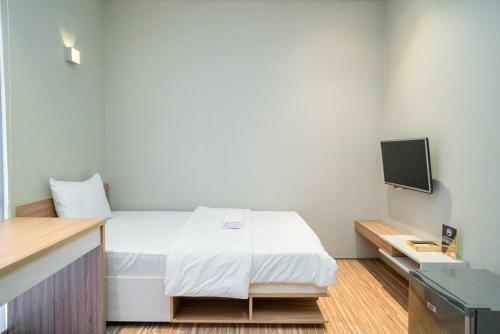 Hostal Three J Residence