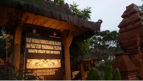 Hostal Majapahit Homestay By Bhagaskara