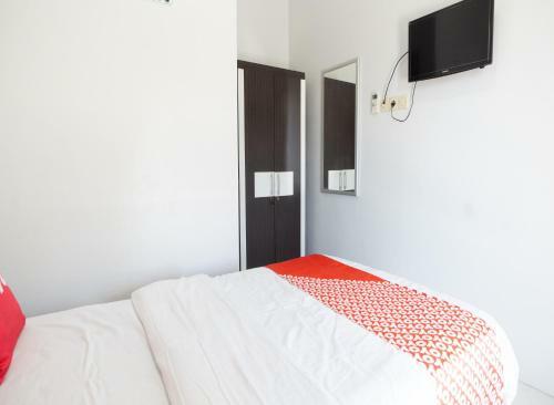 Hotel Oyo 90730 Padekosan