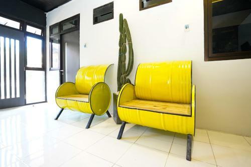 Hotel Oyo 1293 Claudya Residence