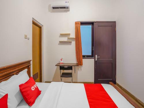 Hotel Oyo 89993 Nginep Yuk