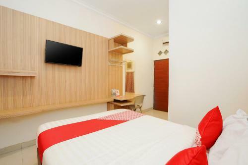 Hotel Vaccinated Staff - Oyo 658 Alibaba Residence
