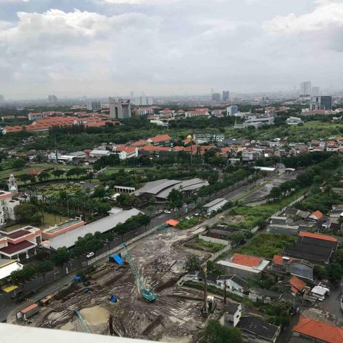 Chic Studio Apartment Pakuwon City Mall Free Wifi