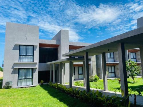 Kambaniru Beach Hotel And Resort