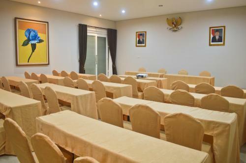 The Cabin Tanjung Hotel Wonosobo