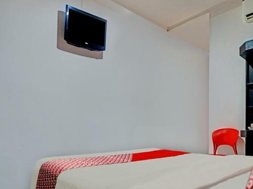 Oyo 90386 Hotel Mangga Dua Makassar
