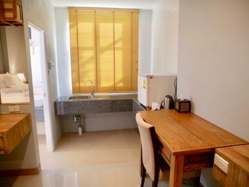 Hotel Look At Home Lamphun