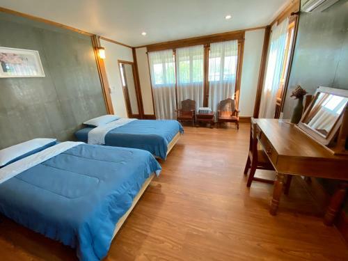 ???????????????????? Tha Ma-o Bouteak Homestay