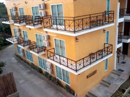 Hotel ??????????????? (resort At Lampang)