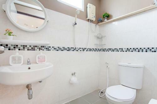 Albergue Cozzi By Grand Airport Resort