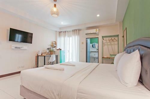 Albergue Cozzi By Grand Airport Resort