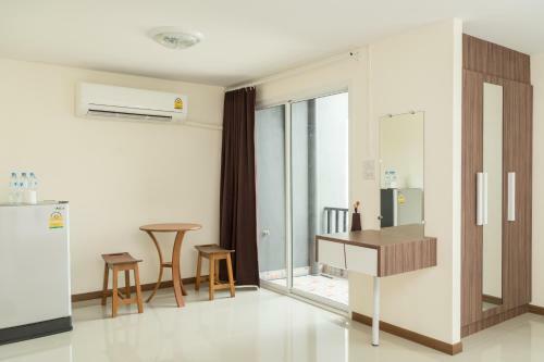 Hotel My Room Nakhon Pathom