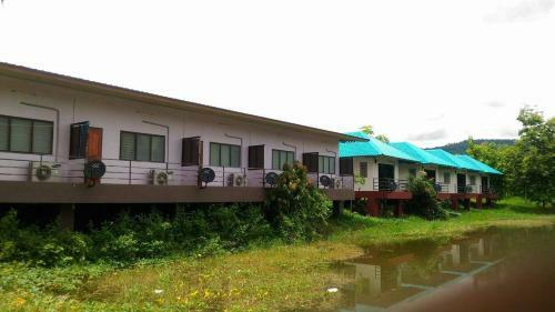 Hostal Baan Suan Chiva Saran