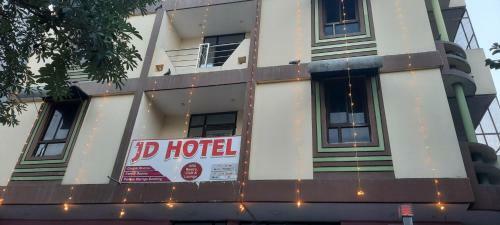 Oyo 87403 Hotel Jd Residency