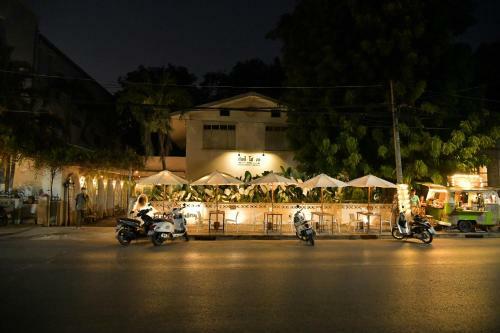 Silsopa Hostel