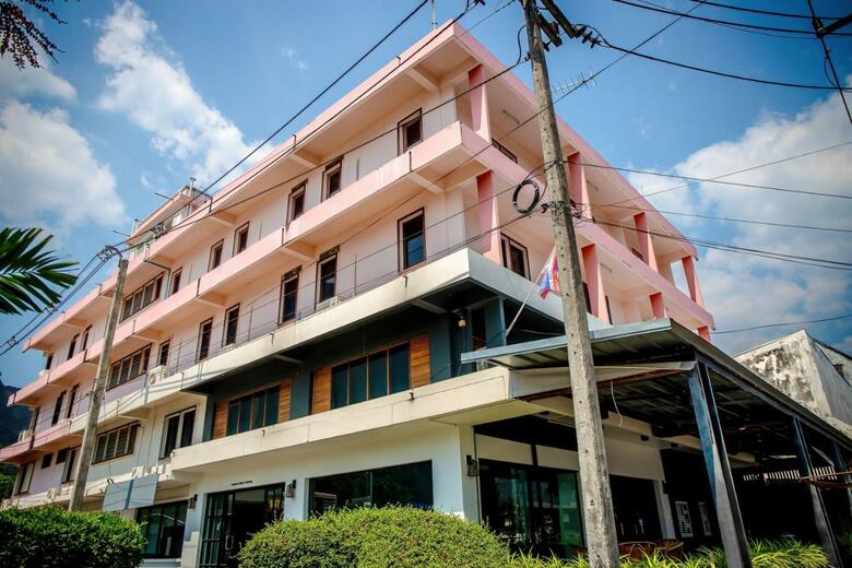 Lukmuang 2 Hotel