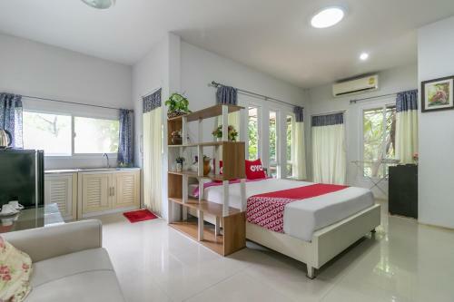 Hotel Vaccinated Staff - Oyo 1129 Leelavadee Resort Korat