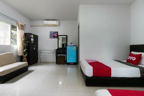 Hotel Vaccinated Staff - Oyo 1129 Leelavadee Resort Korat