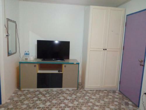 Hostal U-sa-by House