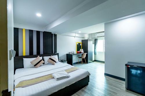 Aparthotel Riski Residence Bangbuathong