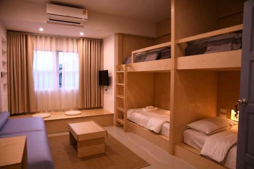 Ma-ta� ??? Caf� & Hostel