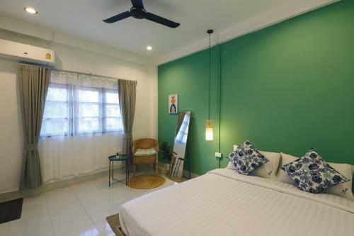 Yindee Home & Cafe
