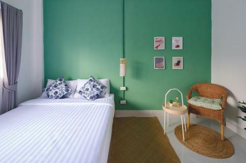 Yindee Home & Cafe