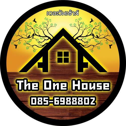 Hostal The One House