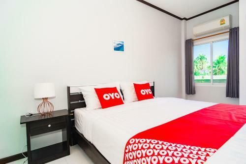 Hotel Vaccinated Staff - Oyo 533 Runya Poolvilla