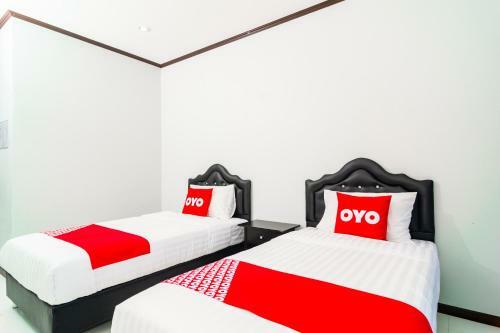 Hotel Vaccinated Staff - Oyo 533 Runya Poolvilla