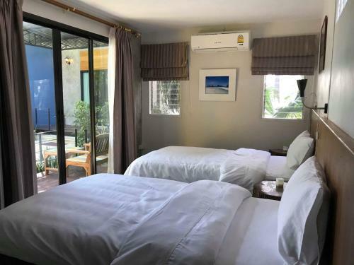 The Monkey Resort Donheang