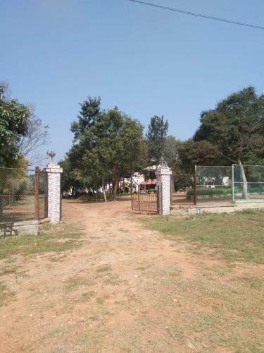 Hotel Mayura Pavithra Yediyur