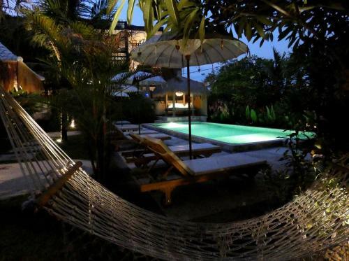 Hotel Incense Impossible Beach