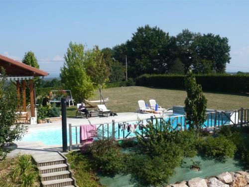 Bed & Breakfast Chambres D'h�tes Grange Carr�e