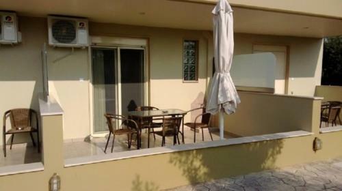 Gaia Studios & Apartments