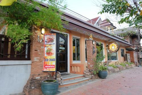 Bed & Breakfast Aiyara House