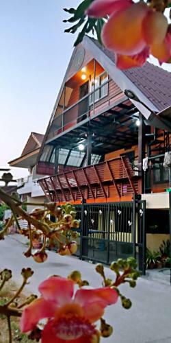 Krooya Homestay