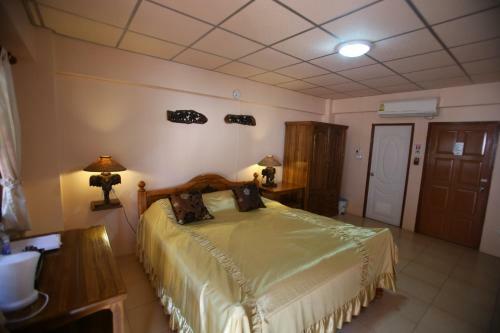 Hostal Prom Tong Mansion