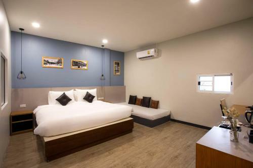 Hotel The Sun Resort Ratchaburi