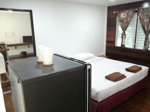 Hotel Jansom Beach Resort