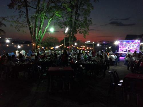 Hotel Jansom Beach Resort