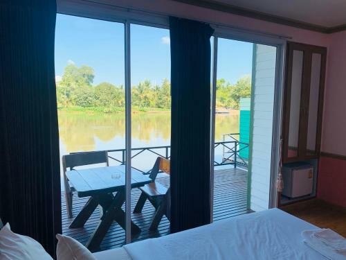 Hotel Suan Sai Yok Resort