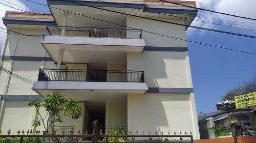 Hotel Oyo 90675 Ld Residence