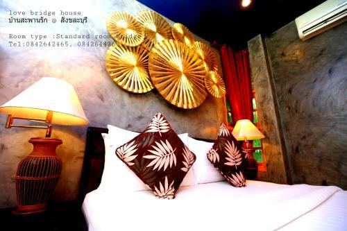 Hotel Love Bridge House ????????????
