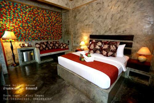 Hotel Love Bridge House ????????????