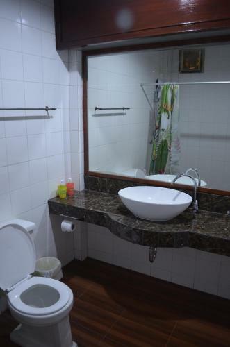 Posada ?????????????????????? Mueang Phriao Inn Hotel