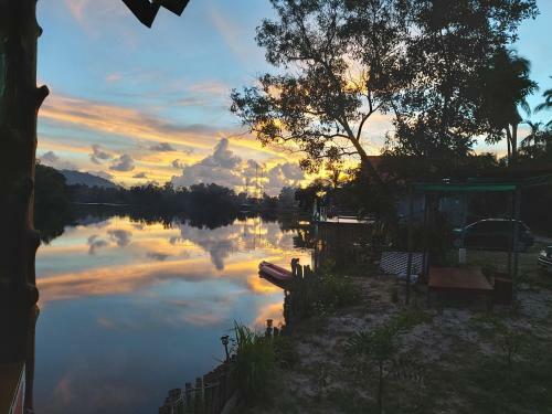 Hostal Khum Thong Resort