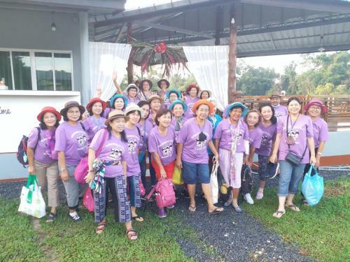 Hostal Khum Thong Resort