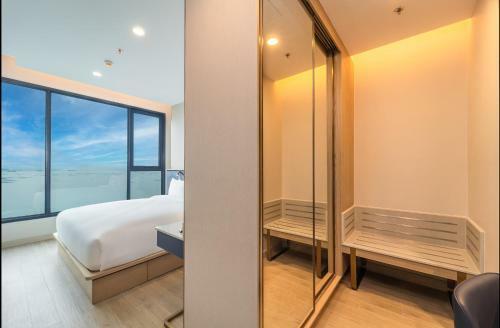 S Sriracha Hotel & Residence