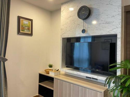 Apartamento 2br Service Condo In Sriracha